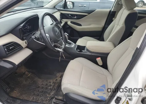 2021 Subaru Legacy Premium z USA, uszkodzony, nr VIN 4S3BWAC6XM3004378